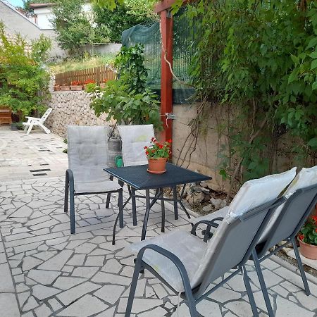Apartmani Luja Novi Vinodolski Exteriör bild
